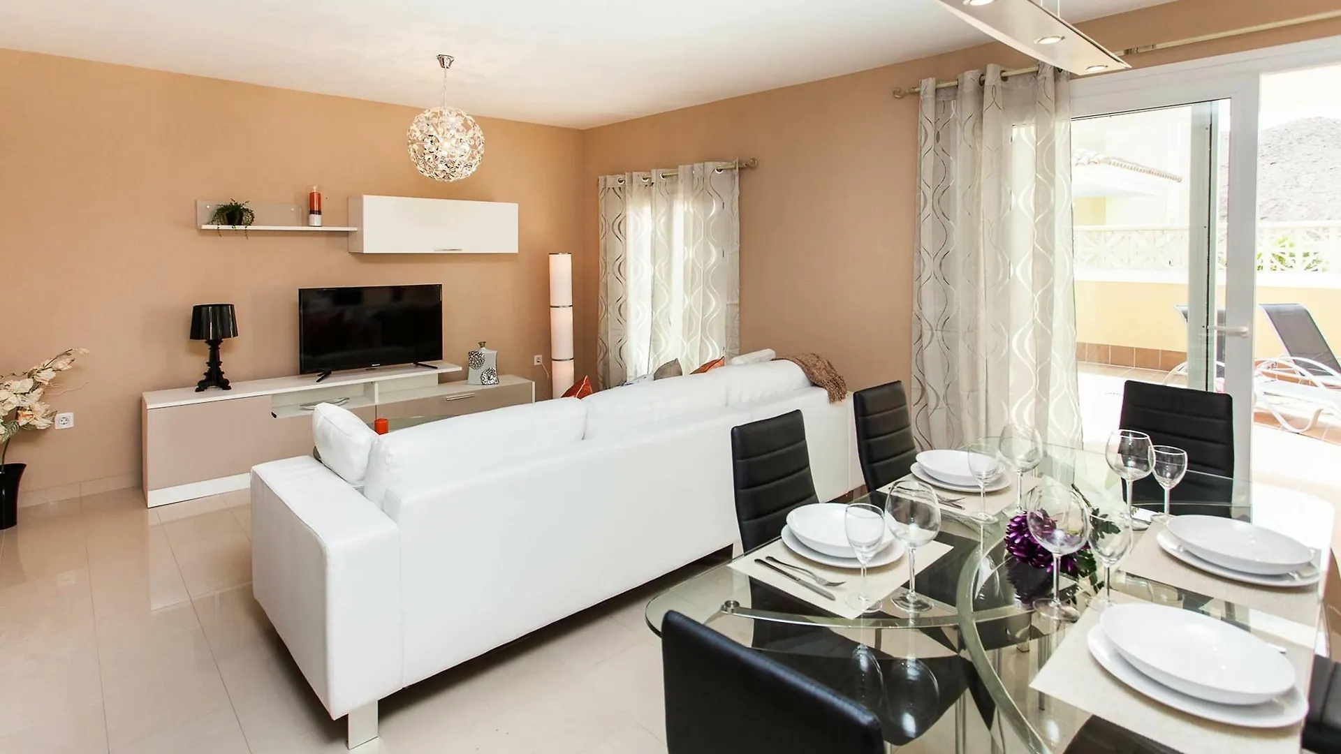 Villa Golden Park By Vacanzy Collection